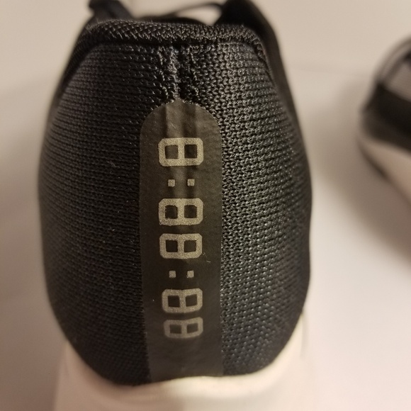 New Nike Zoom Fly - Picture 8 of 8